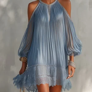 Soffia - Vestido Mini Azul com Ombros à Mostra e Detalhes em Renda para Mulher