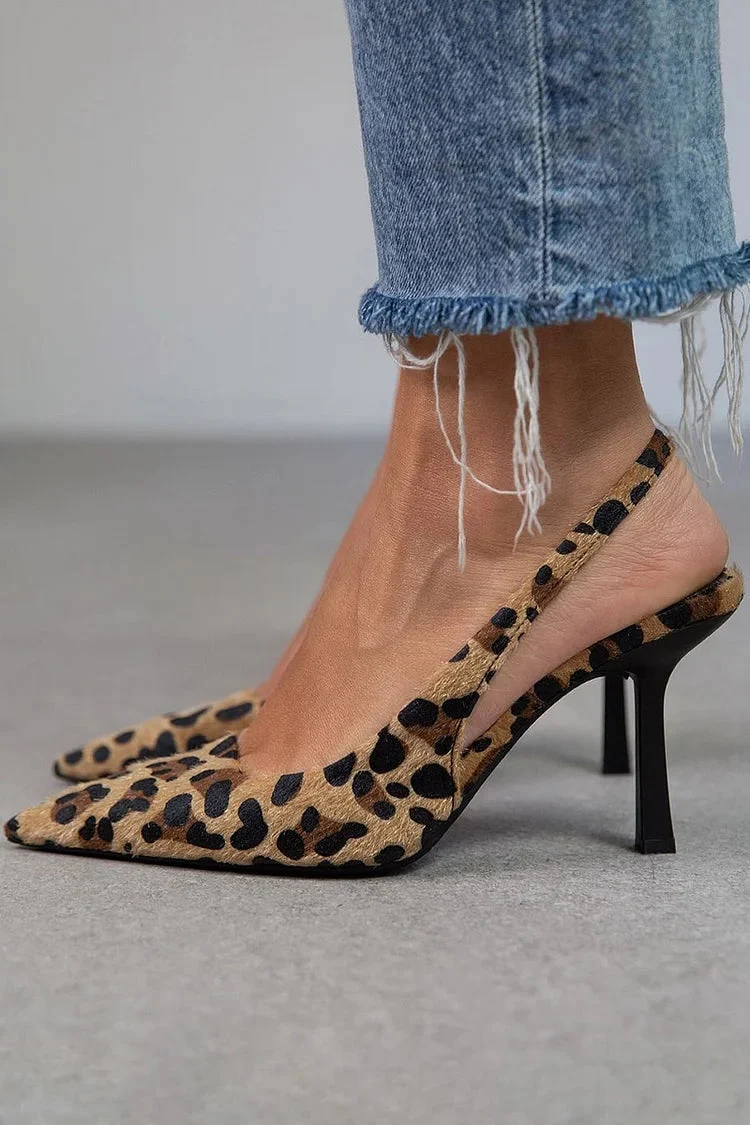 Monique – Sapatos de salto de leopardo com ponta afilada