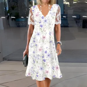 Edith | Vestido Midi Floral com Mangas de Renda para Mulher