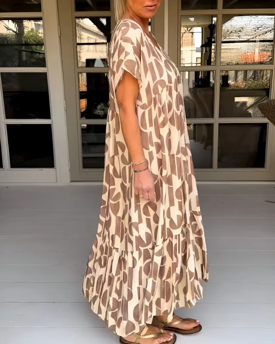Felicia™ | Vestido arejado com decote em V - Image 4