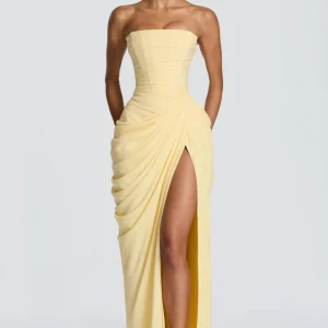 SKY - Elegância escultural que define a tua figura para Mulher