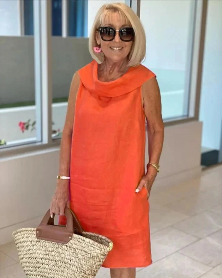 Perla – Vestido tubinho sem mangas com gola redonda - Image 7