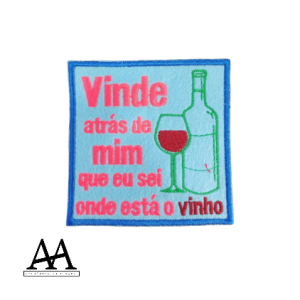 Vinde atrás de mim que eu sei onde está o vinho
