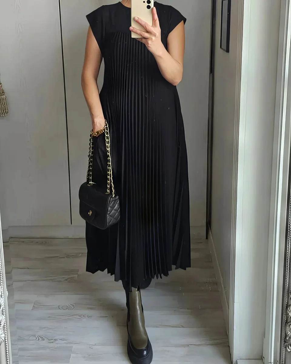 Vestido Simples Plissado Sem Mangas - Image 9